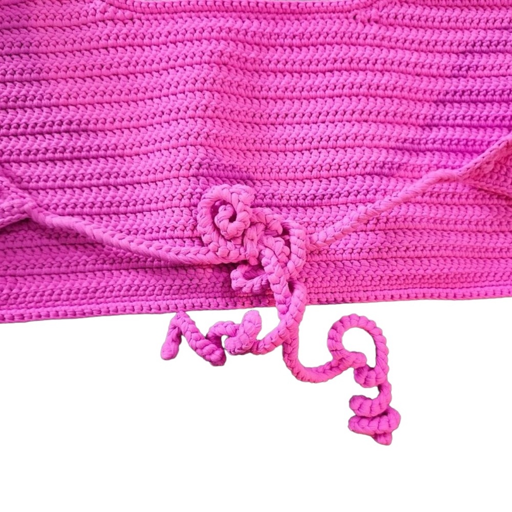 SKIMS Crochet Swim Scoop Bikini Top in Taffy - Picture 7 of 9